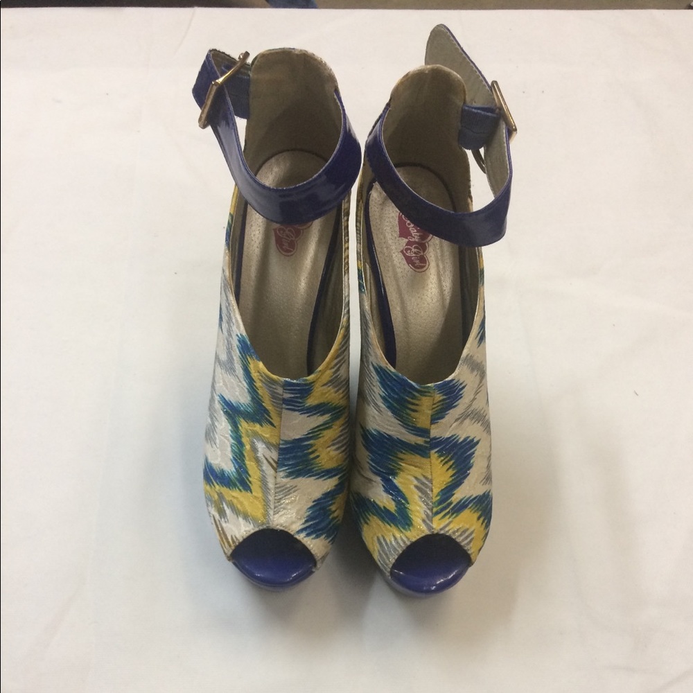 V Blue Size 9 Baby Girl Open Toe Platform Shoes.